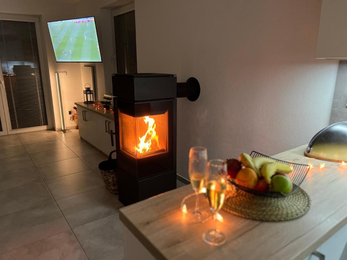 Hauslipno Bungalov Na Lipne Lipno nad Vltavou Eksteriør billede
